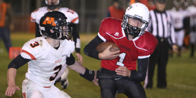 Raiders win high-scoring game, defeat Madelia in section playoffs Senior quarterback Justin Dierks  provides 299 yards of total offense,  six touchdowns in 60-44 victory